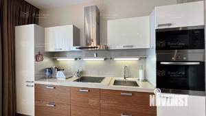 2-к квартира, вторичка, 76м2, 4/10 этаж