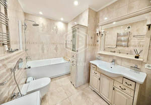 3-к квартира, вторичка, 75м2, 1/9 этаж