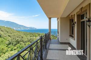 3-к квартира, вторичка, 132м2, 7/8 этаж