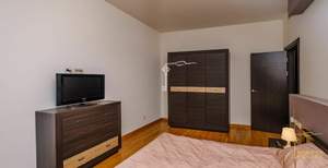 2-к квартира, вторичка, 72м2, 1/10 этаж