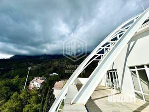 4-к квартира, вторичка, 231м2, 6/7 этаж