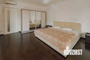 4-к квартира, вторичка, 218м2, 5/15 этаж