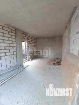 2-к квартира, вторичка, 63м2, 1/3 этаж