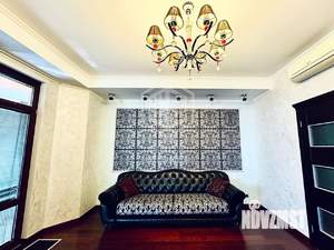 4-к квартира, вторичка, 162м2, 2/8 этаж