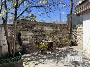 2-к квартира, вторичка, 46м2, 1/1 этаж