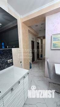 1-к квартира, вторичка, 62м2, 1/16 этаж