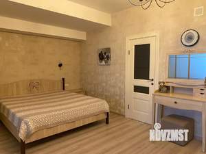 Студия квартира, вторичка, 73м2, 1/4 этаж