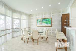 4-к квартира, вторичка, 221м2, 4/4 этаж