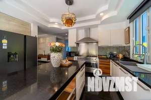 3-к квартира, вторичка, 79м2, 9/16 этаж