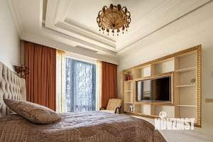 4-к квартира, вторичка, 150м2, 6/6 этаж