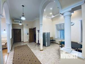 3-к квартира, вторичка, 110м2, 1/4 этаж