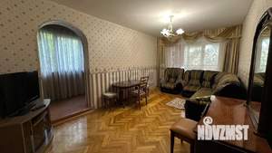 2-к квартира, вторичка, 54м2, 1/5 этаж