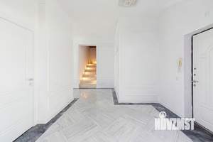 4-к квартира, вторичка, 160м2, 5/6 этаж