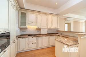 3-к квартира, вторичка, 128м2, 4/8 этаж