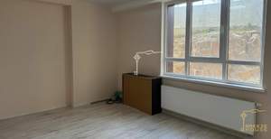 2-к квартира, вторичка, 70м2, 1/12 этаж