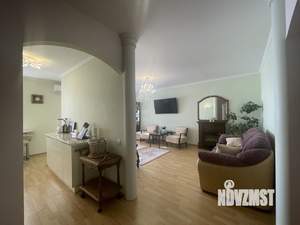 4-к квартира, вторичка, 103м2, 5/5 этаж