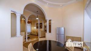 3-к квартира, вторичка, 110м2, 1/4 этаж