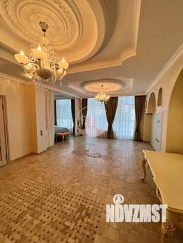 3-к квартира, вторичка, 452м2, 8/9 этаж