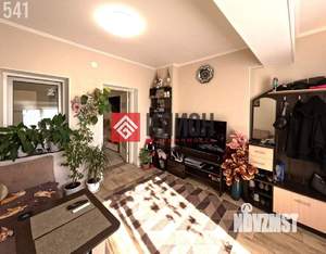 2-к квартира, вторичка, 61м2, 1/4 этаж