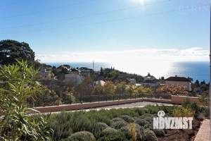 2-к квартира, вторичка, 55м2, 1/8 этаж