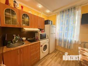2-к квартира, вторичка, 44м2, 1/4 этаж