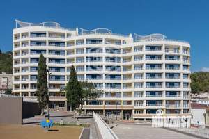 2-к квартира, вторичка, 60м2, 1/8 этаж